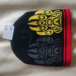 'Paw' by Francis Horne Coast Salish Toque / Beanie / Hat / Cap